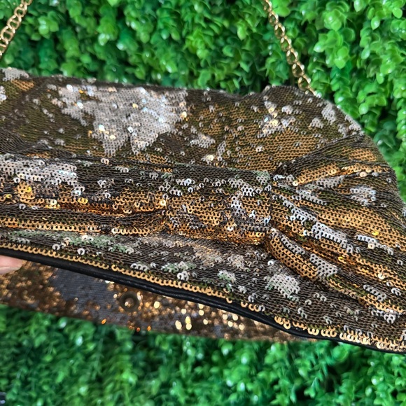 Kate Spade Paola El Morocco Gold/Silver Bow Sequined Clutch Purse - Picture 7 of 13